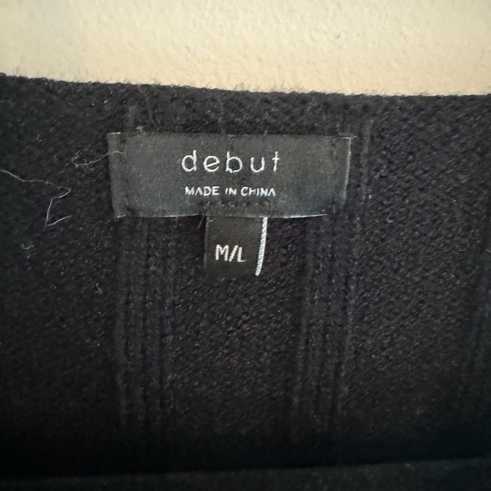 Sweater - Picture 3 of 3